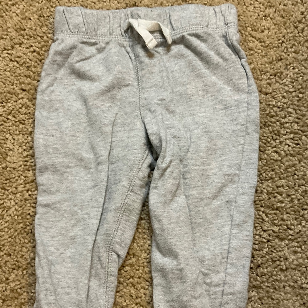 Carter’s Pants Set - Picture 3 of 4